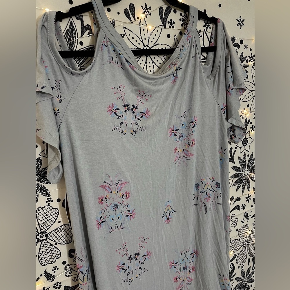 TWO plus size tops bundle - both for $30. One is new with tags. Both XXL. - Picture 8 of 10